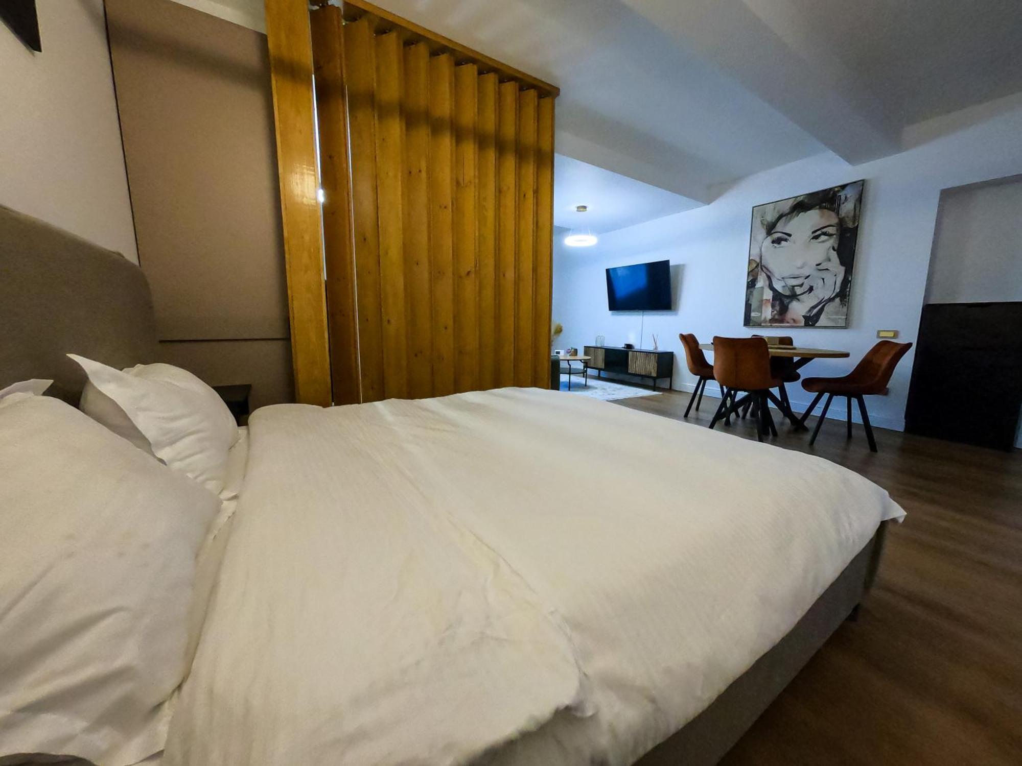 Apartament 1 Ultra Central Cluj-Napoca Ngoại thất bức ảnh